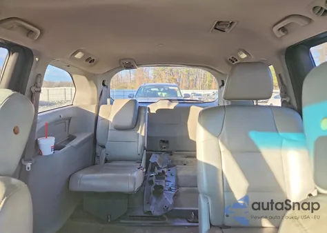 2011 Honda Odyssey Exl z USA, uszkodzony, nr VIN 5FNRL5H63BB076322